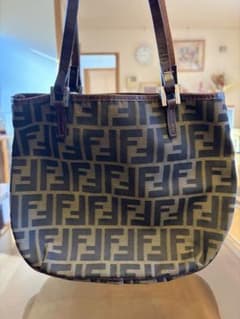 FENDI ズッカ柄　ハンドバッグ　ポーチ付きのサムネイル