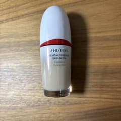 SHISEIDO REVITALESSENCE SKIN GLOWのサムネイル