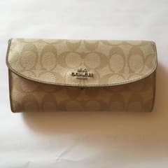 【値下】COACH コーチ 長財布のサムネイル