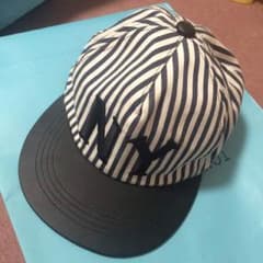 ヴィサリア   キャップのサムネイル