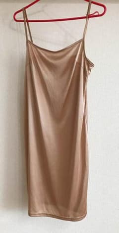 【ペチコートワンピース】 濃いめのベージュ〜ゴールド 美品 27日まで★のサムネイル