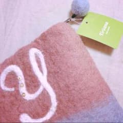 フェルト イニシャルポーチのサムネイル