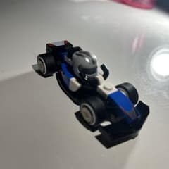LEGO F1コルクターズ　レッドブルレーシングブルズのサムネイル