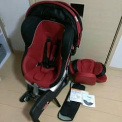 送料込■コンビ ラクティアターン チャイルドシートのサムネイル