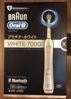 【電動歯ブラシ】BRAUN Oral-B プラチナホワイト WHITE7000のサムネイル