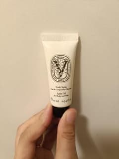 Diptyque Satin Oil 10ml ボディ＆ヘアオイルのサムネイル