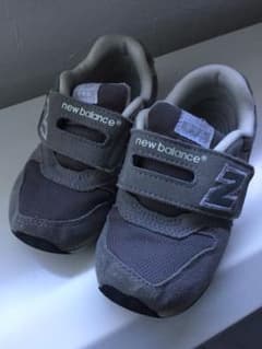 ニューバランス 996 スニーカーのサムネイル