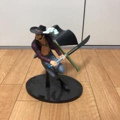 ワンピース 鷹の目 ミホークのサムネイル