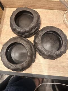 爬虫類用 エサ皿 水入れ 岩石風のサムネイル