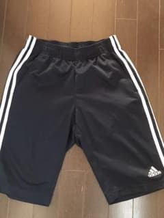 adidas アディダス ハーフパンツ Sのサムネイル