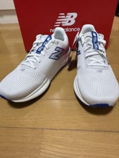 New Balance Fresh Foam 520 ホワイト/ブルーのサムネイル