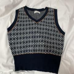 TODAYFUL ショート　ニットベストのサムネイル