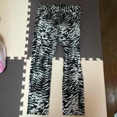 美品！ゼブラ柄パンツのサムネイル