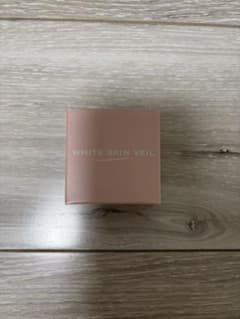 新品 ❣️ホワイトスキンべール10g オールインワンファンデーション 化粧下地のサムネイル