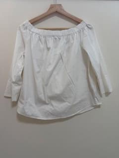 【限定値下げ】 ZARA WOMAN オフショルダー ブラウス ホワイト Mのサムネイル