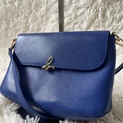 agnes b. アニエスベー ミニショルダーバッグ ブルー ロゴ 金具 牛革
