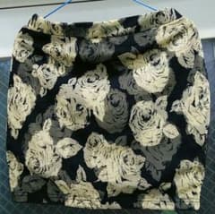 あちゃ様専用・バラ柄スカートのサムネイル