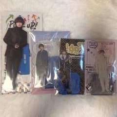 Hey!Say!JUMP 伊野尾慧　アクリルスタンド　4点セットのサムネイル