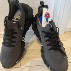 Mizuno EXPO 2025 スニーカー グレー - メルカリ