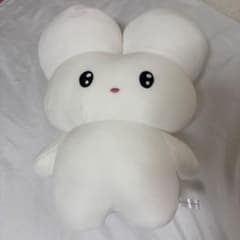 NEW! 2個セット beco+81 しりみみうさぎ もっちるBIGぬいぐるみ beco+81 しりみみうさぎ もっちるBIGぬいぐるみ | 商品紹介 | 株式会社
