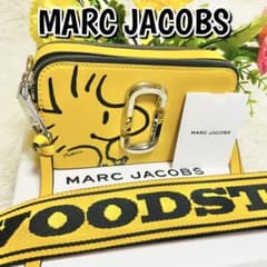 新品✨箱付き✨MARCJACOBS✨ショルダーバッグ✨スヌーピー✨カメラ 