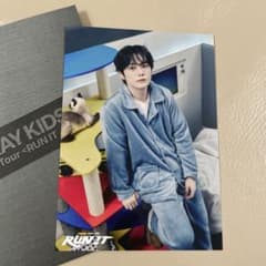 スキズ　straykids RUN IT ラントレ　リノ