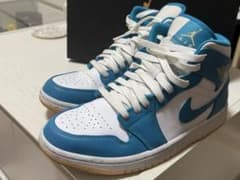 NIKE AIR JORDAN 1 MID "Aquatone"のサムネイル