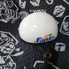 Fanta ホワイト ヘルメットのサムネイル