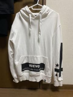 【最終値下げ】 Nuevo 白パーカーのサムネイル
