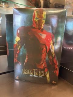 Hot Toys Iron Man 2 Mark VI フィギュアのサムネイル