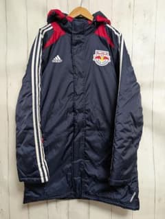 adidas アディダス Red Bull ベンチコート 2XO ネイビー adidas アディダス Red Bull ベンチコート 2XO ネイビー - メルカリ