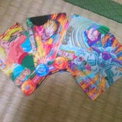 ドラゴンボールカードのサムネイル