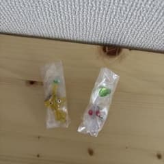 ピクミン めじるしアクセサリー 2点セット 白＆黄のサムネイル