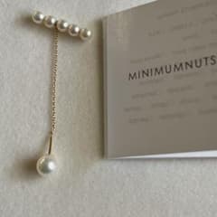 【美品】MINIMUM NUTS K18YG 淡水パール　アメリカンピアス 美品】MINIMUM NUTS K18YG 淡水パール アメリカンピアス - メルカリ