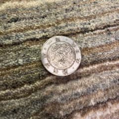 一円銀貨のサムネイル