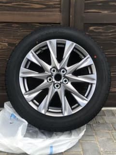 CX-8 純正19インチ 225/55R19 タイヤほぼ新品 キズあり 1本のみ m55244580060_1.jpg?1630225532