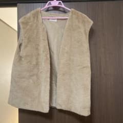 ベージュ フリース ベストのサムネイル