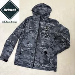 【美品✨】FCRB×NIKE カモフラ　マウンテンジャケット 迷彩　希少サイズ 美品✨】FCRB×NIKE カモフラ マウンテンジャケット 迷彩 希少サイズ