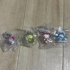 サンリオ けろけろパーティー めじるしアクセサリー 4個セットのサムネイル