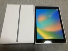 iPad  第7世代　スペースグレイ　32GBのサムネイル