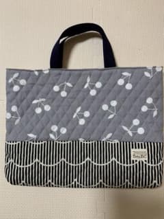 ハンドメイド☆キルティングレッスンバッグのサムネイル