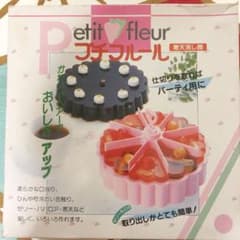 値下げ⭐︎寒天流し器　プチフルールのサムネイル