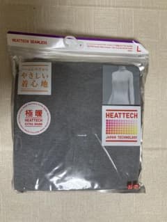 ユニクロ　HEATTECH シームレスリブタートルネック　Lサイズのサムネイル