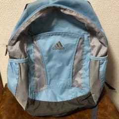 春の遠足、習い事に！adidas キッズ　リュック　即購入可◎のサムネイル