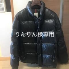 モンクレールダウンジャケット黒のサムネイル
