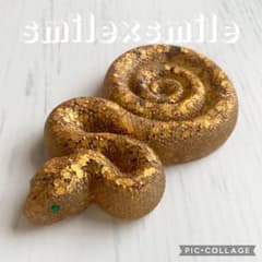 ⭐️蛇の抜け殻入り！金蛇のオルゴナイト(タイガーアイ)⭐️ - メルカリ