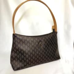 1点物 バレンチノ GIANNI VALENTINO ハンドバッグ 新品 金ロゴ - メルカリ