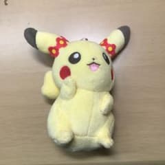 ピカチュウぬいぐるみのサムネイル