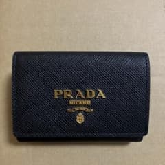 最終お値下げ‼️PRADA プラダ 三つ折り財布 ブラック サフィアーノのサムネイル