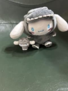 ゴジラ×サンリオキャラクターズ　マスコット　シナモロールGODZILLA ソフビ